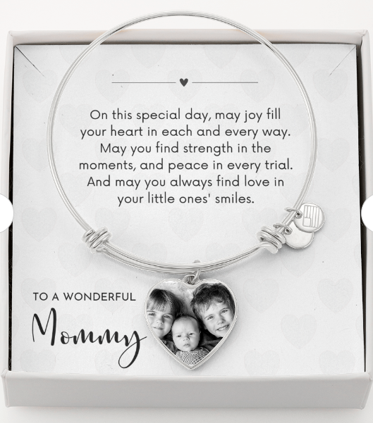 WONDERFUL MOMMY/MORE THAN ONE CHILD - Little Ones' Smiles (Photo/Engraved Bangle Bracelet)